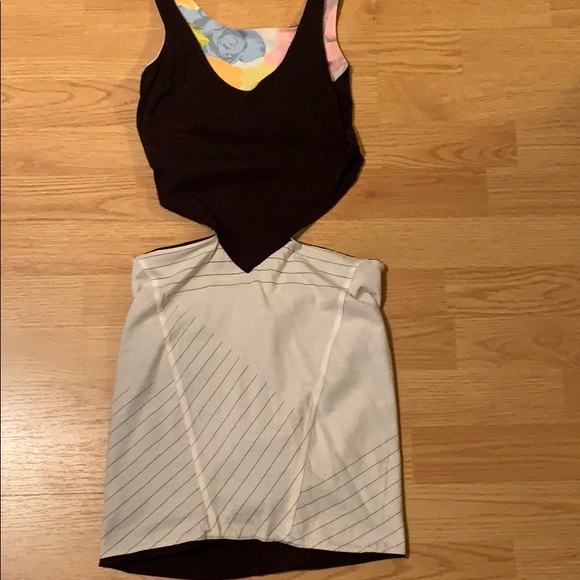 Seneca Rising dress - Picture 4 of 7